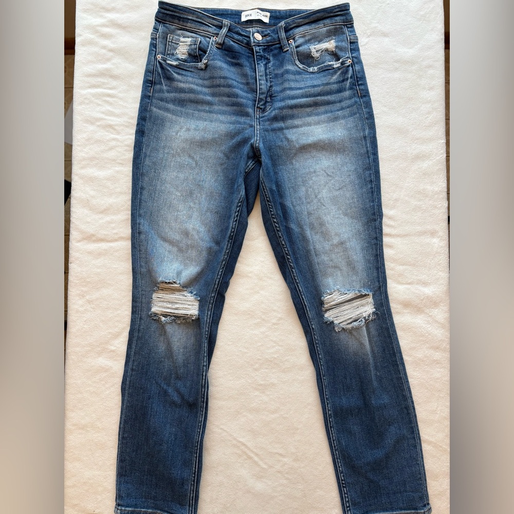 BKE Mom Jeans Size 29